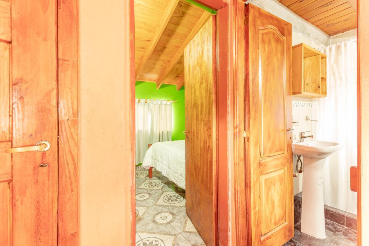 Hostel Luna Country El Chalten Exterior photo