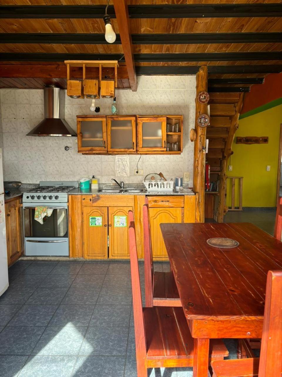 Hostel Luna Country El Chalten Exterior photo